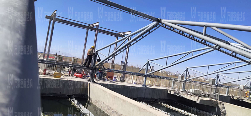 格爾木工業園污水池異型鋼結構項目