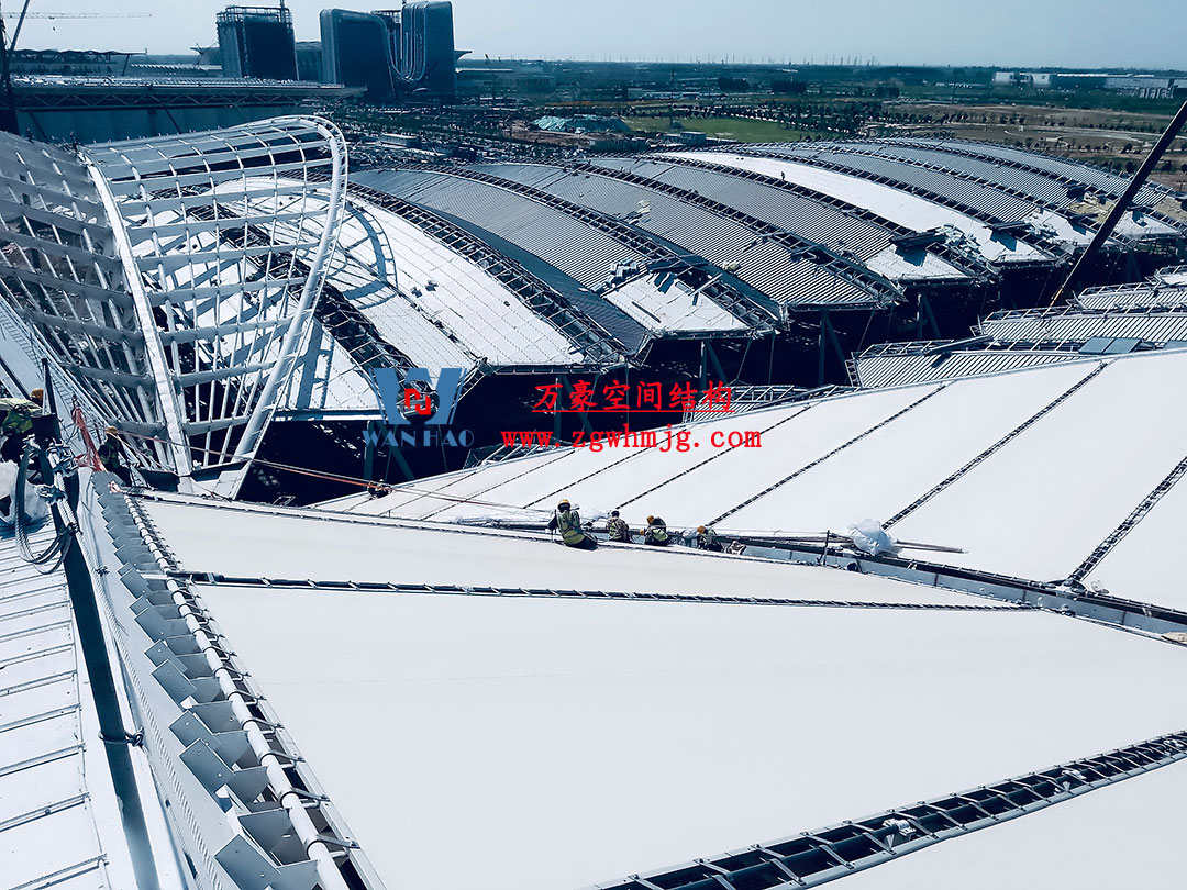 鄭州中原高鐵港數字展貿城ETFE PTFE膜結構項目