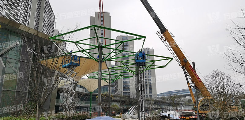 五鄉地鐵站傘狀PTFE膜結構工程鋼結構施工中