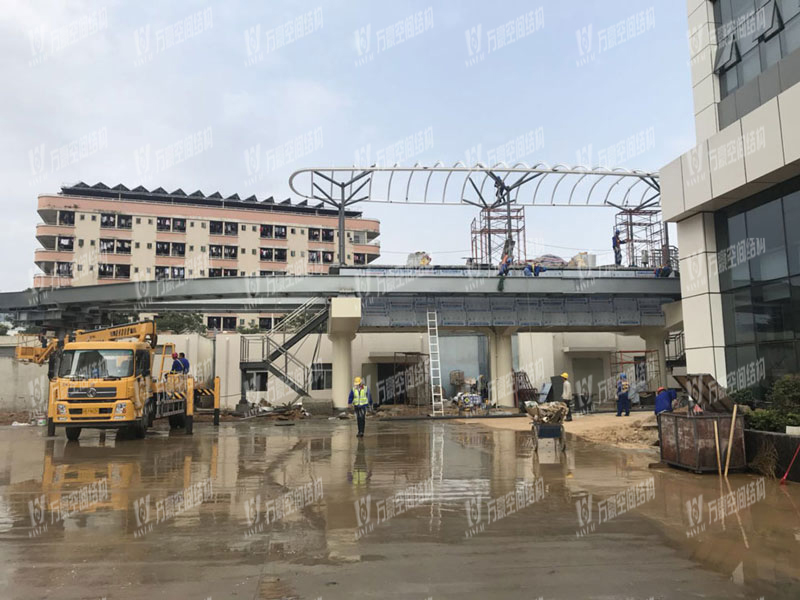 深圳公交站雨棚膜結構 深圳公交站雨棚膜結構